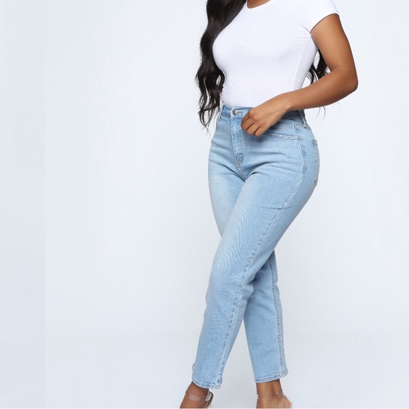 👖High rise mom jeans - Picture 2 of 4